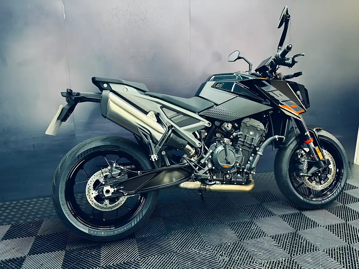Used 2026 Ktm 790 Duke 27 Black - Interior and Exterior details 12