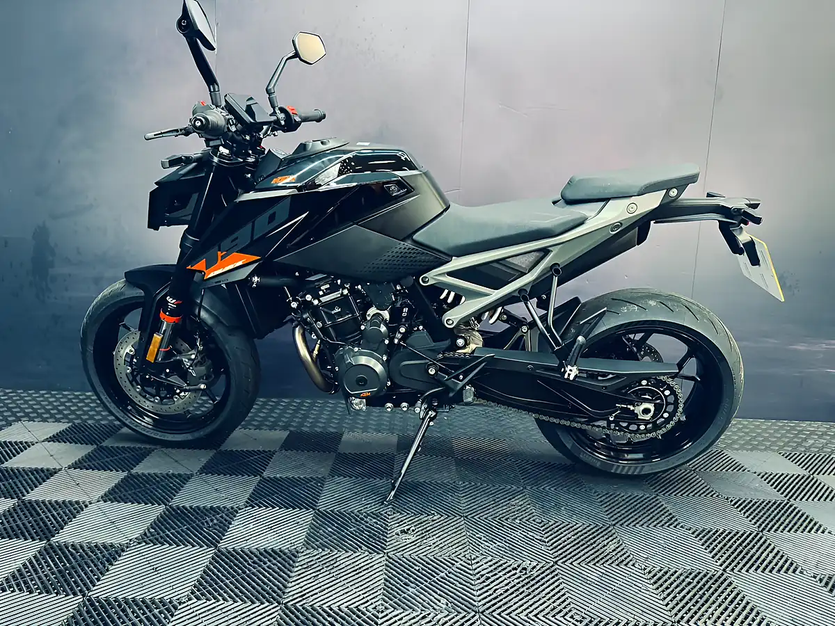 Used 2026 Ktm 790 Duke 27 Black - Interior and Exterior details 3