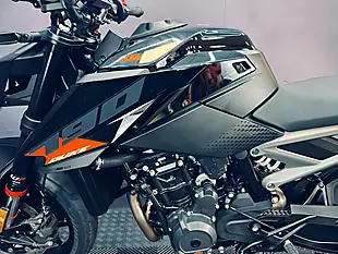 Used 2026 Ktm 790 Duke 27 Black - Interior and Exterior details 9