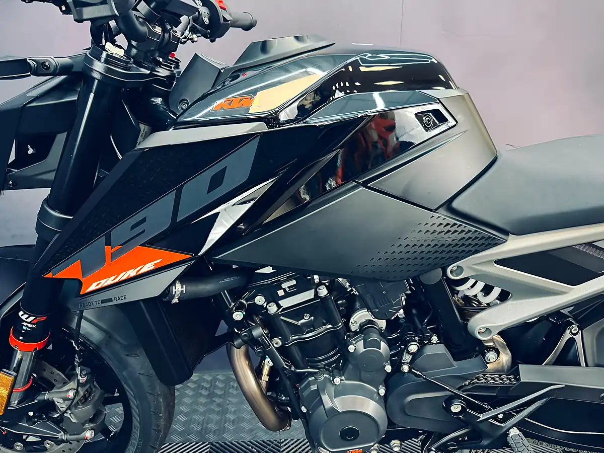 Used 2026 Ktm 790 Duke 27 Black - Interior and Exterior details 9