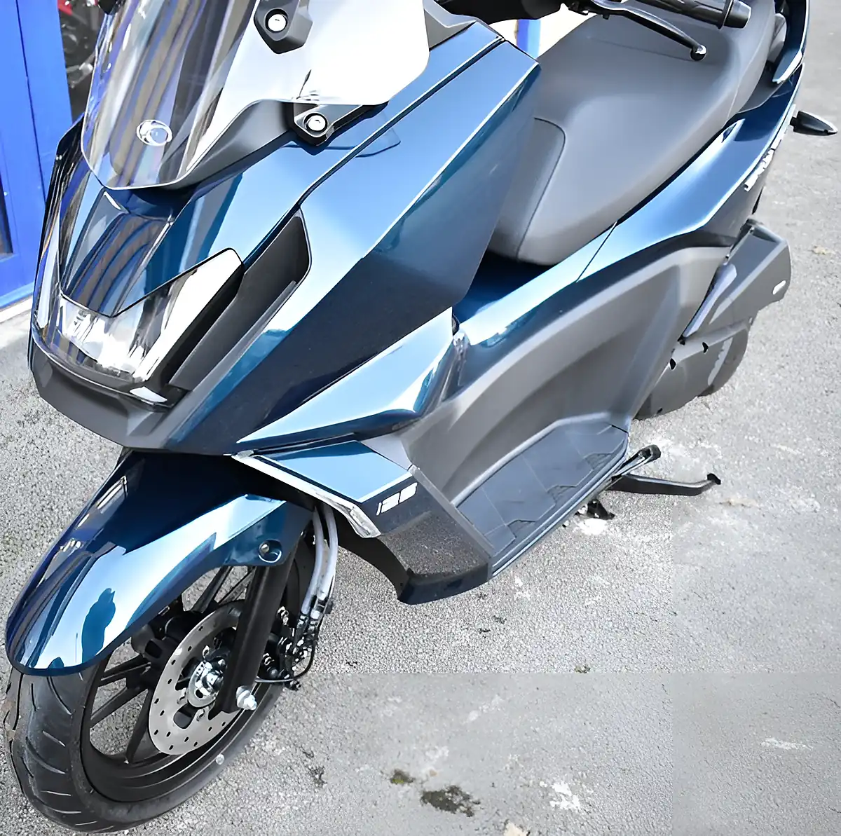 Used 2026 Kymco Skytown Petroleum Blue - Interior and Exterior details 10