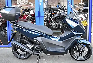 Used 2026 Kymco Skytown Petroleum Blue - Interior and Exterior details 6