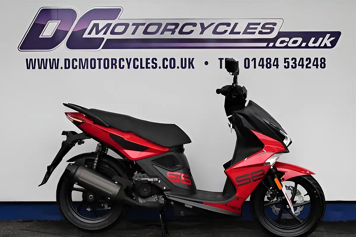 Used 2026 Kymco Super 8 R Multi-Coloured - Interior and Exterior details 12