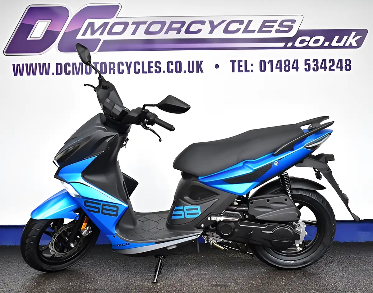 Used 2026 Kymco Super 8 R Multi-Coloured - Interior and Exterior details 6