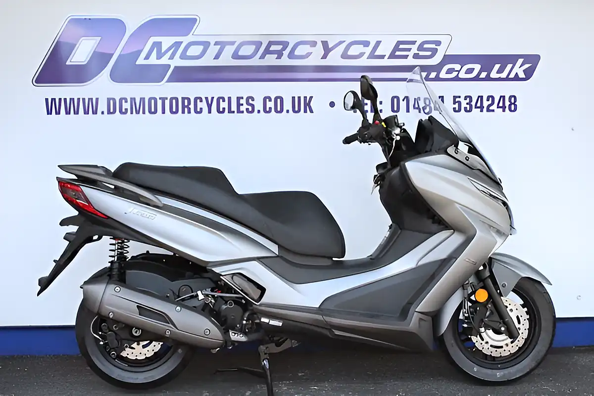 Used 2026 Kymco Xtown 125 Titanium - Front View
