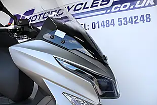 Used 2026 Kymco Xtown 125 Titanium - Interior and Exterior details 20