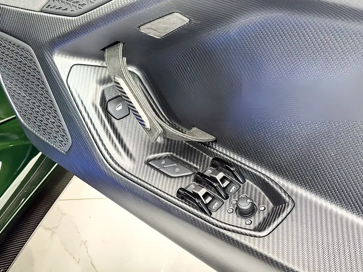 Used 2026 Lamborghini Temerario Alleggerita Green - Interior and Exterior details 13