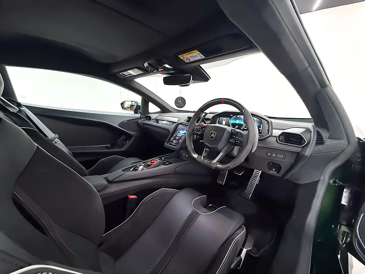 Used 2026 Lamborghini Temerario Alleggerita Green - Interior and Exterior details 14