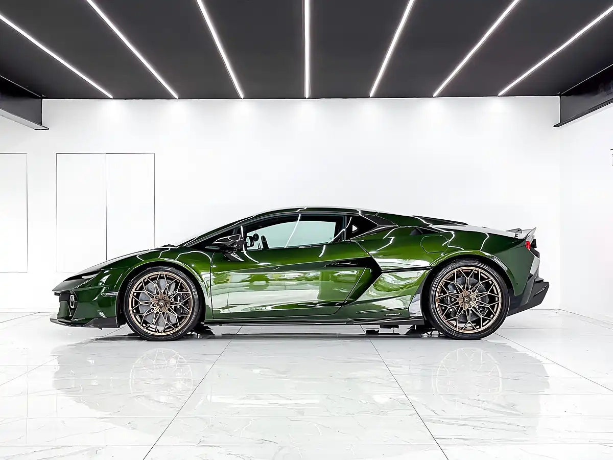 Used 2026 Lamborghini Temerario Alleggerita Green - Interior and Exterior details 3