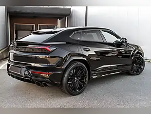 Used 2026 Lamborghini Urus Se Nero Helene - Interior and Exterior details 5