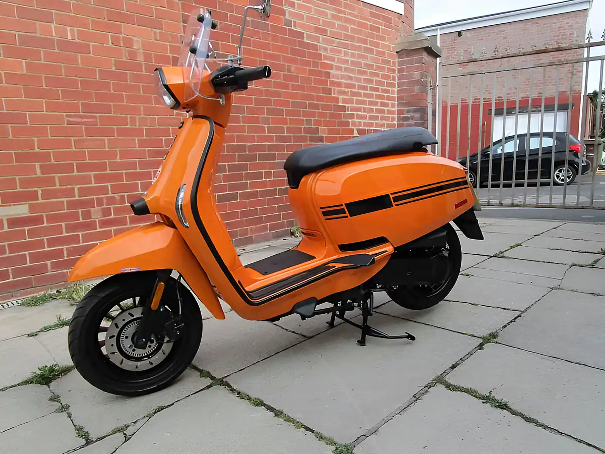 Used 2026 Lambretta V-50 Special Orange - Interior and Exterior details 8