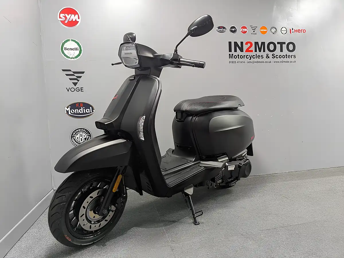 Used 2026 Lambretta V125 Special Matt Black - Interior and Exterior details 12