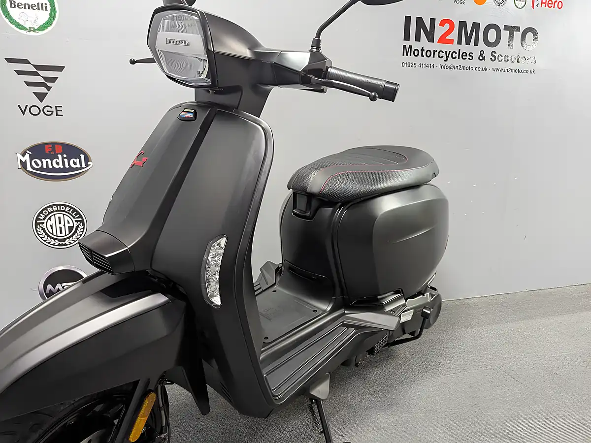 Used 2026 Lambretta V125 Special Matt Black - Interior and Exterior details 14