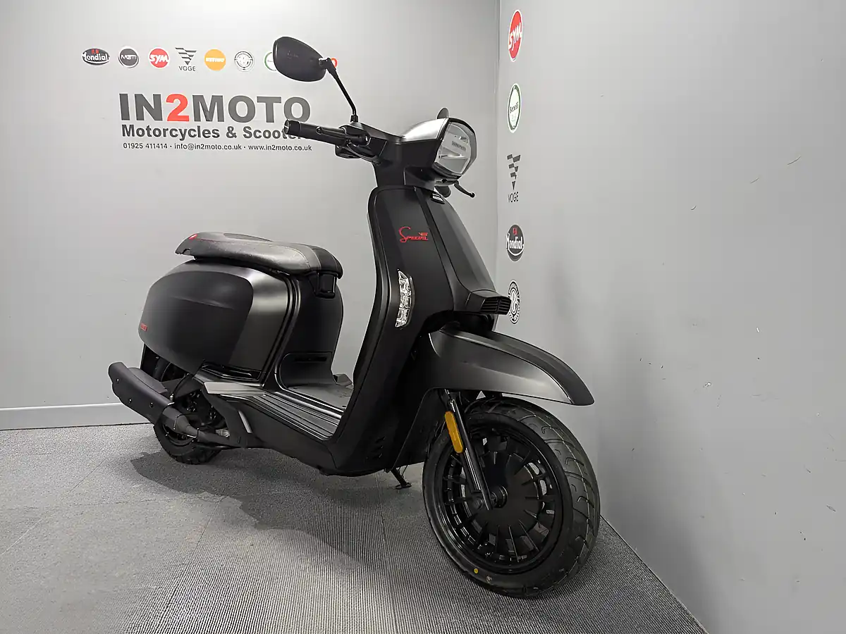 Used 2026 Lambretta V125 Special Matt Black - Interior and Exterior details 4