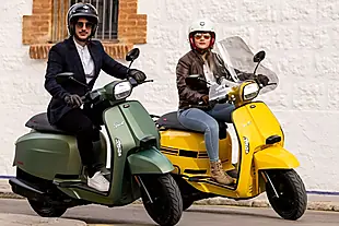 Used 2026 Lambretta V125 Special White - Interior and Exterior details 10