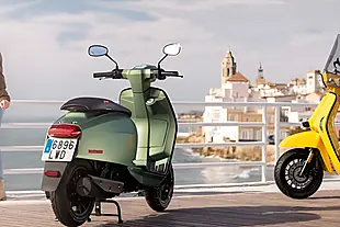 Used 2026 Lambretta V125 Special White - Interior and Exterior details 8