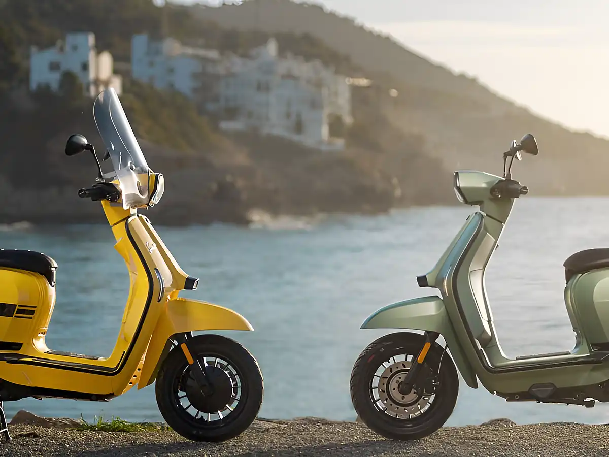 Used 2026 Lambretta V50 Special Black Flex - Interior and Exterior details 2
