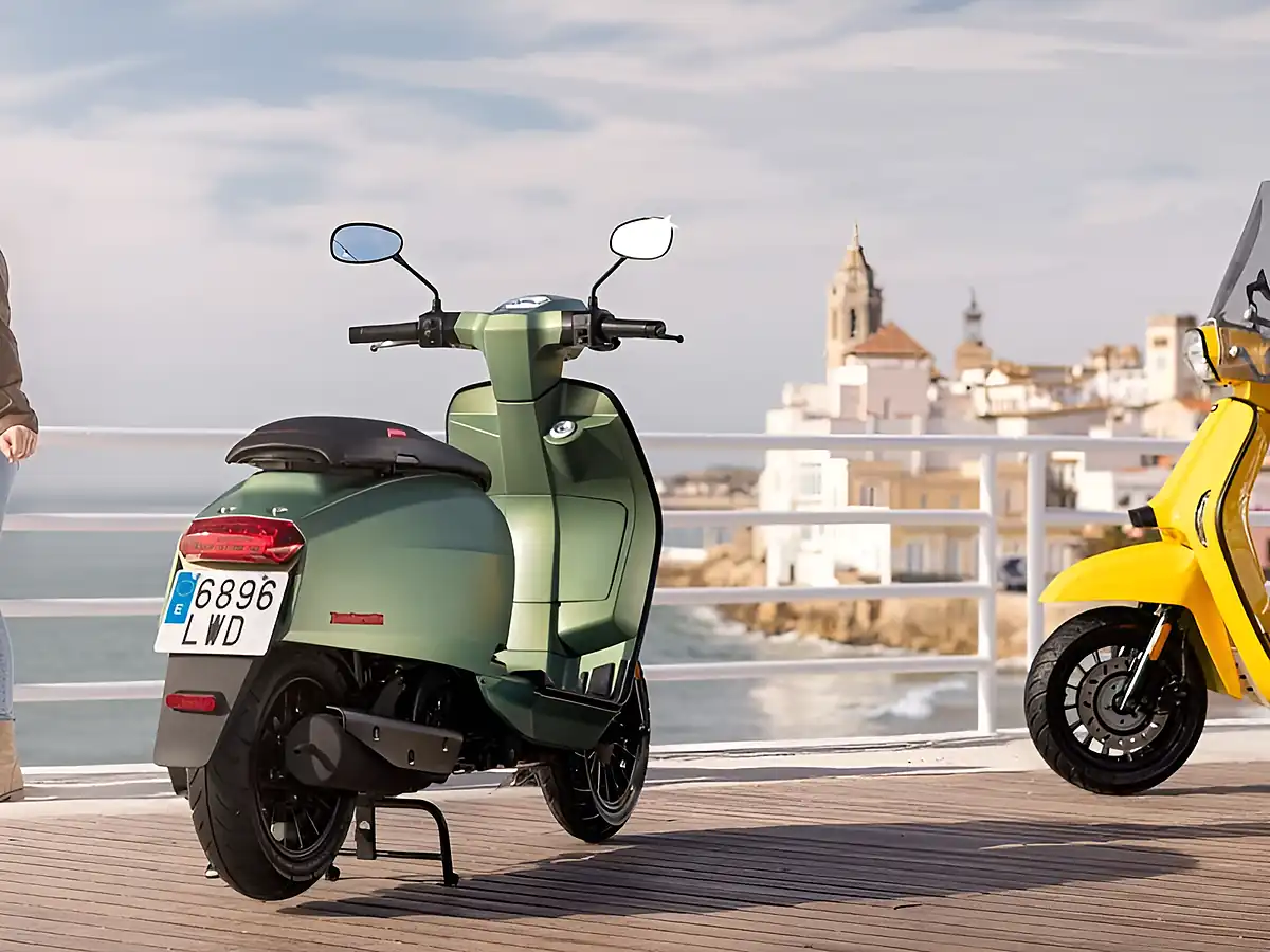Used 2026 Lambretta V50 Special Black Flex - Interior and Exterior details 6