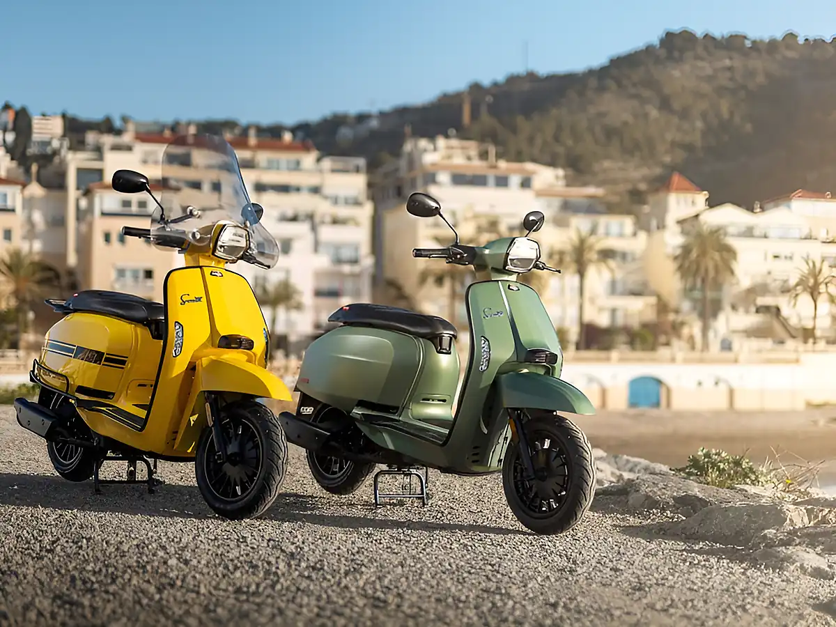 Used 2026 Lambretta V50 Special Black Flex - Interior and Exterior details 7
