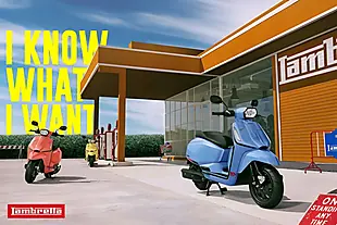 Used 2026 Lambretta X125 Gloss Grey - Interior and Exterior details 2