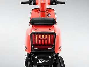 Used 2026 Lambretta X125 Gloss Grey - Interior and Exterior details 6