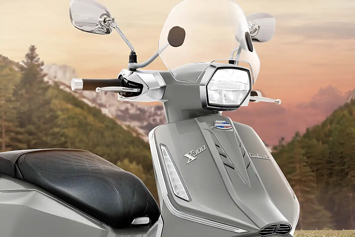 Used 2026 Lambretta X300 GT Crayon Grey - Front View