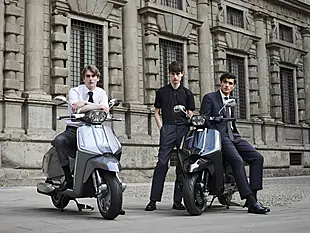 Used 2026 Lambretta X300 GT Crayon Grey - Interior and Exterior details 7