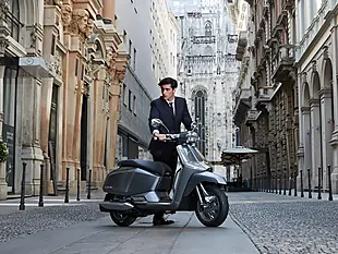 Used 2026 Lambretta X300 GT Crayon Grey - Interior and Exterior details 8