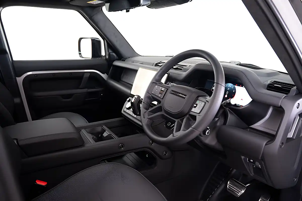 Used 2026 Land Rover Defender 110 Octa Grey - Interior and Exterior details 3