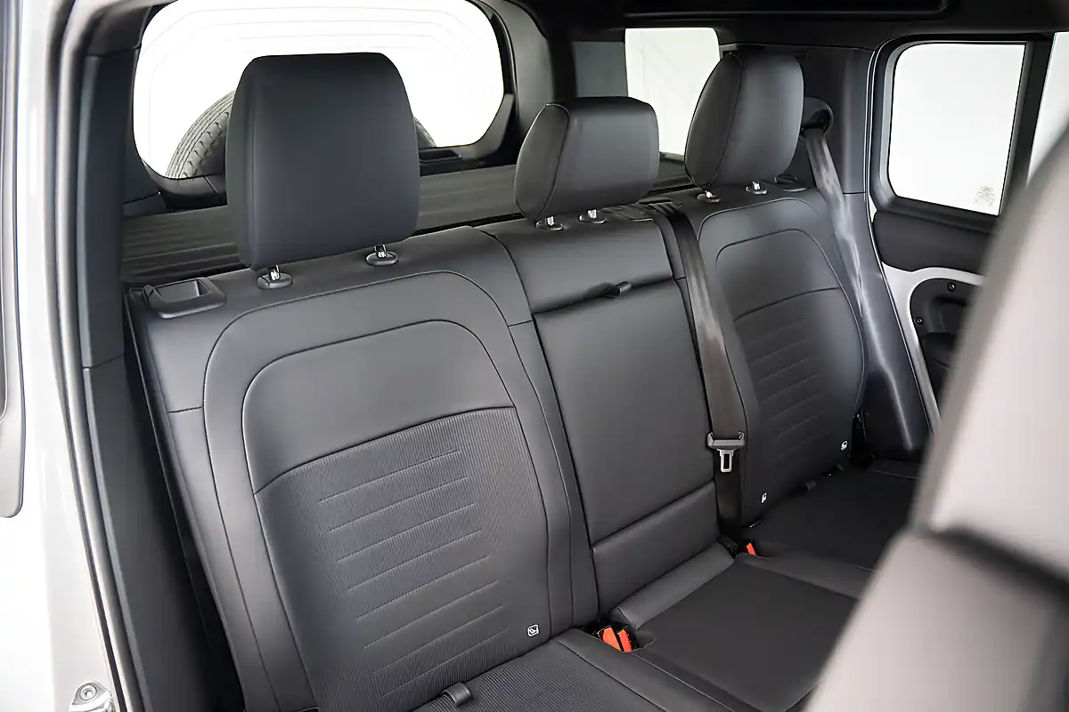 Used 2026 Land Rover Defender 110 Octa Grey - Interior and Exterior details 7