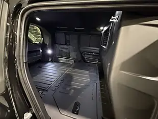 Used 2026 Land Rover Defender 110 S Hard Top Black - Interior and Exterior details 13