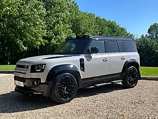 Used 2026 Land Rover Defender 110 S Hard Top Borasco Grey - Interior and Exterior details 12