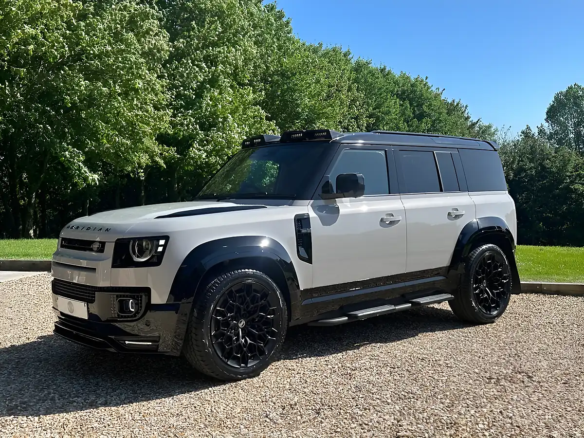 Used 2026 Land Rover Defender 110 S Hard Top Borasco Grey - Interior and Exterior details 12