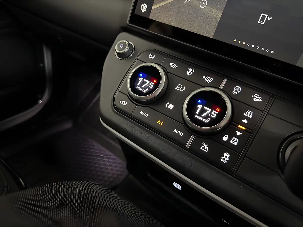 Used 2026 Land Rover Defender 110 S Hard Top Grey - Interior and Exterior details 19