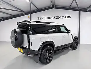 Used 2026 Land Rover Defender 110 S Hard Top Grey - Interior and Exterior details 8
