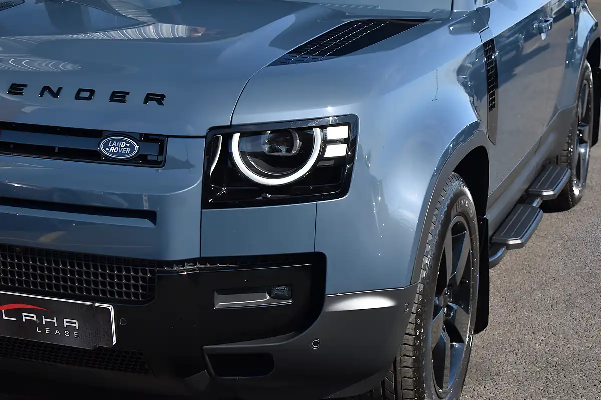 Used 2026 Land Rover Defender 110 S Hard Top Tasman Blue - Interior and Exterior details 11