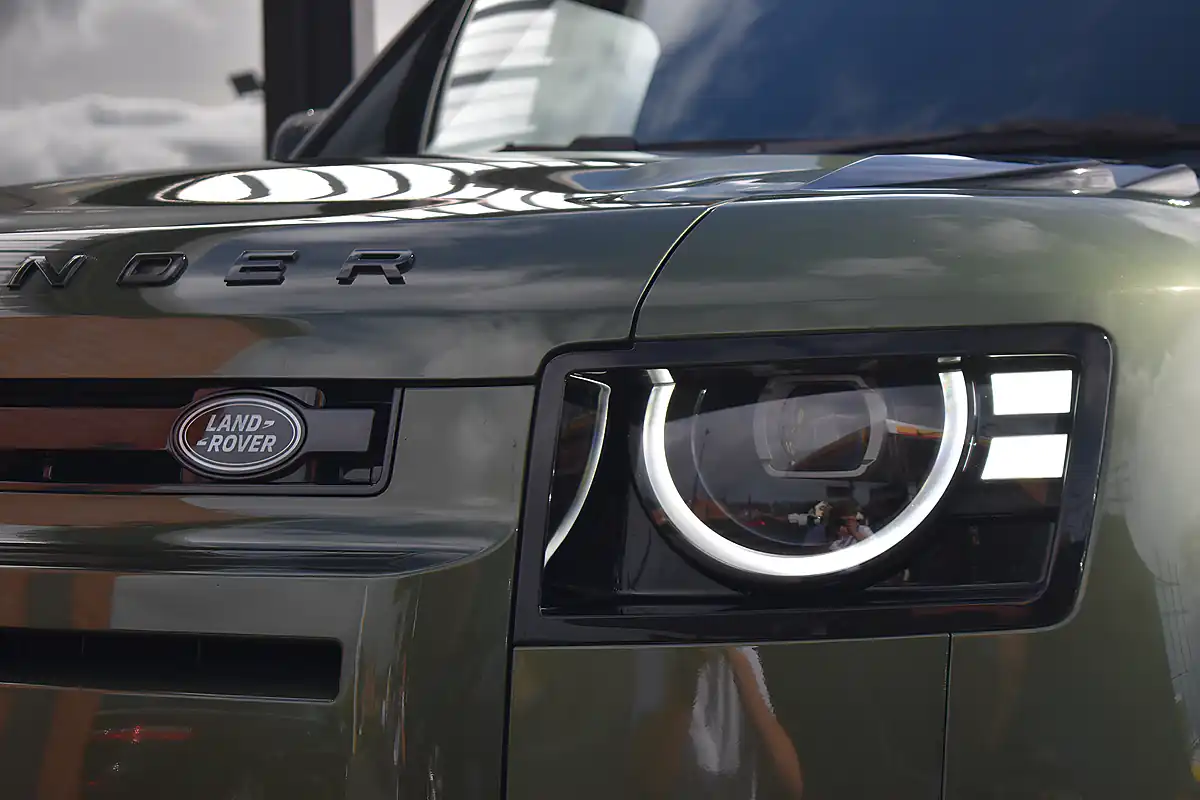 Used 2026 Land Rover Defender 110 S Hard Top Woolstone Green - Interior and Exterior details 11
