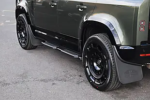 Used 2026 Land Rover Defender 110 S Hard Top Woolstone Green - Interior and Exterior details 13