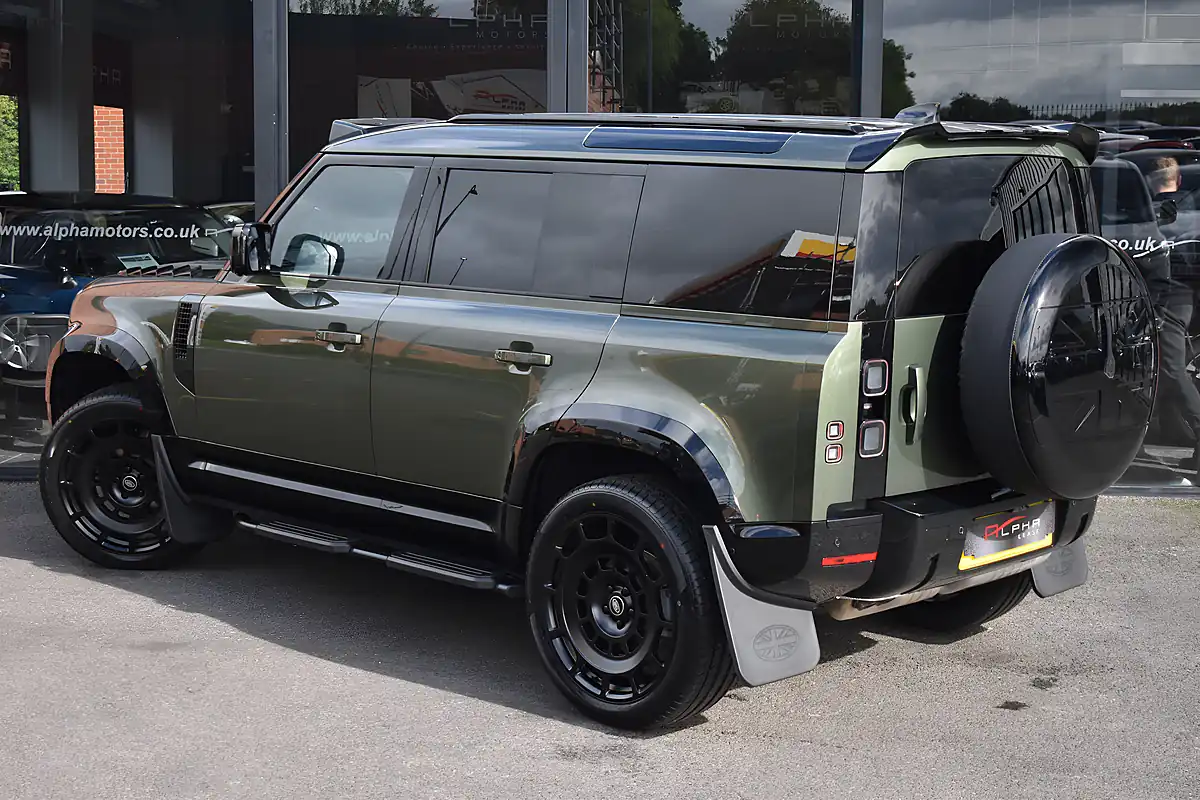 Used 2026 Land Rover Defender 110 S Hard Top Woolstone Green - Interior and Exterior details 2