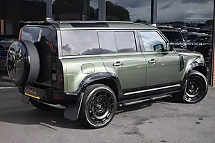 Used 2026 Land Rover Defender 110 S Hard Top Woolstone Green - Interior and Exterior details 5