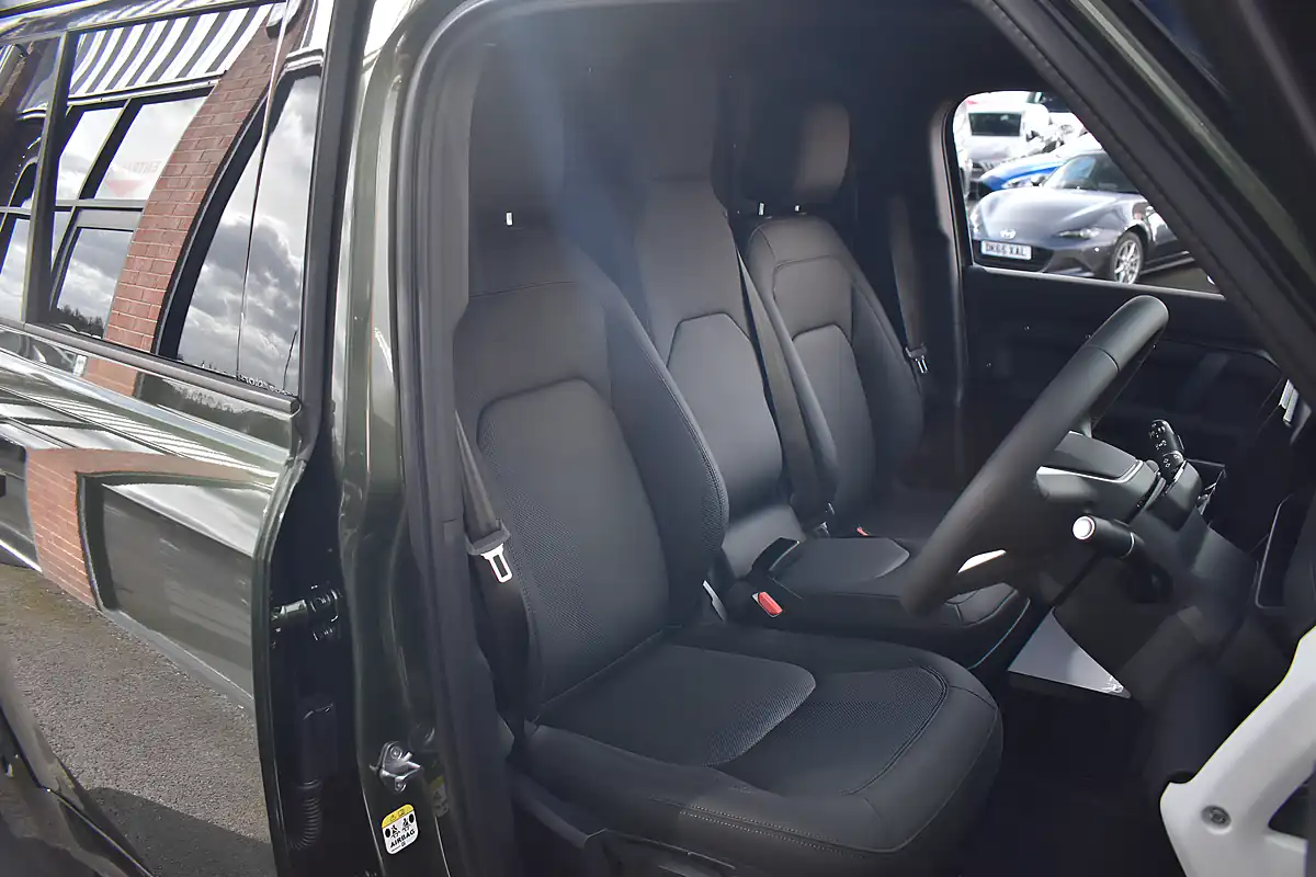 Used 2026 Land Rover Defender 110 S Hard Top Woolstone Green - Interior and Exterior details 7