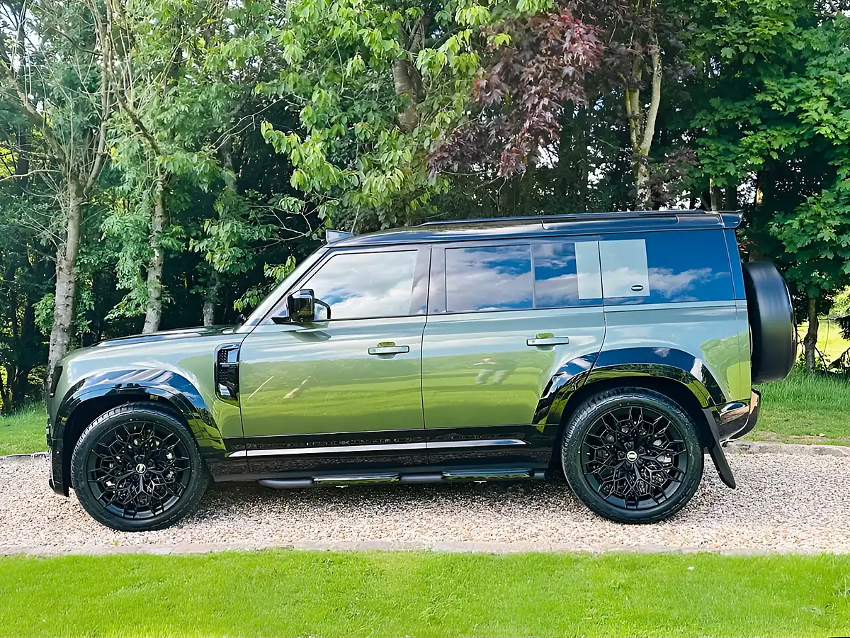 Used 2026 Land Rover Defender 110 S Woolstone Green - Interior and Exterior details 12