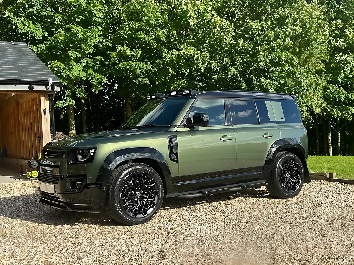 Used 2026 Land Rover Defender 110 S Woolstone Green - Interior and Exterior details 3