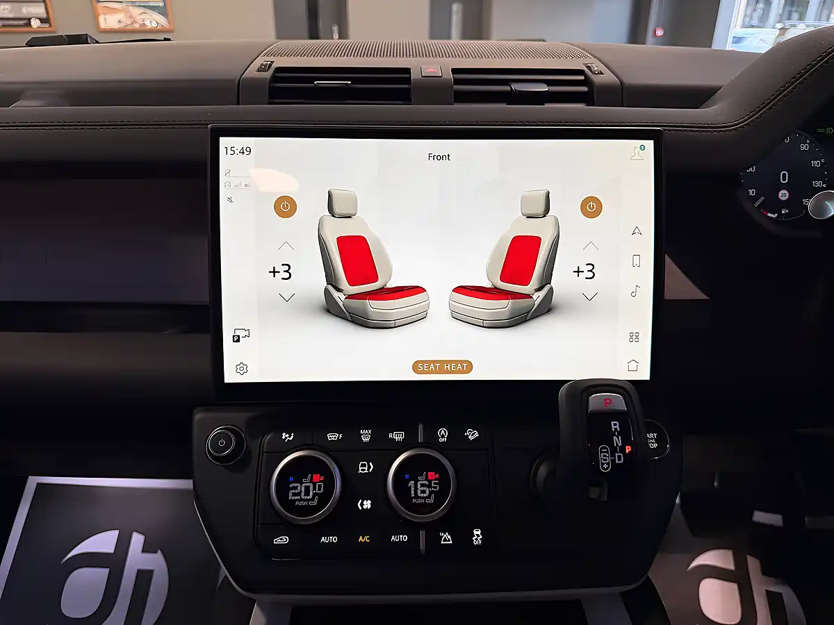 Used 2026 Land Rover Defender 110 S Woolstone Green - Interior and Exterior details 15
