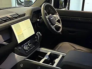 Used 2026 Land Rover Defender 110 S Woolstone Green - Interior and Exterior details 17