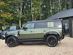 Used 2026 Land Rover Defender 110 S Woolstone Green - Interior and Exterior details 12