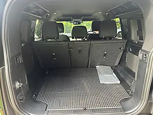 Used 2026 Land Rover Defender 110 S Woolstone Green - Interior and Exterior details 14