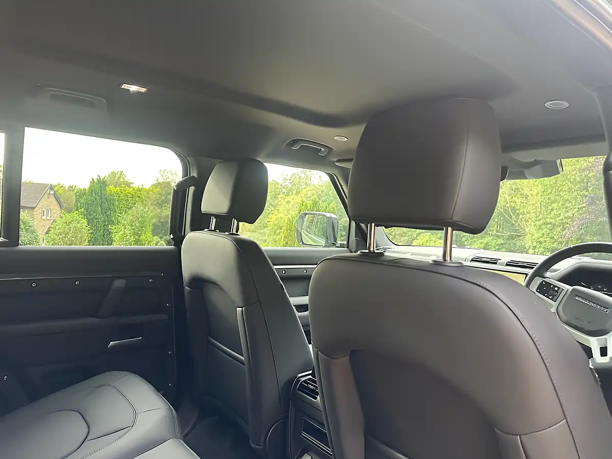 Used 2026 Land Rover Defender 110 S Woolstone Green - Interior and Exterior details 17