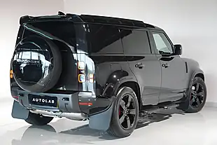 Used 2026 Land Rover Defender 110 X-Dynamic Hse Santorini Black - Interior and Exterior details 17