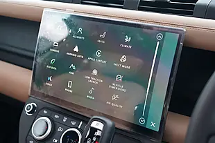Used 2026 Land Rover Defender 110 X-Dynamic Hse Woolstone Green - Interior and Exterior details 18